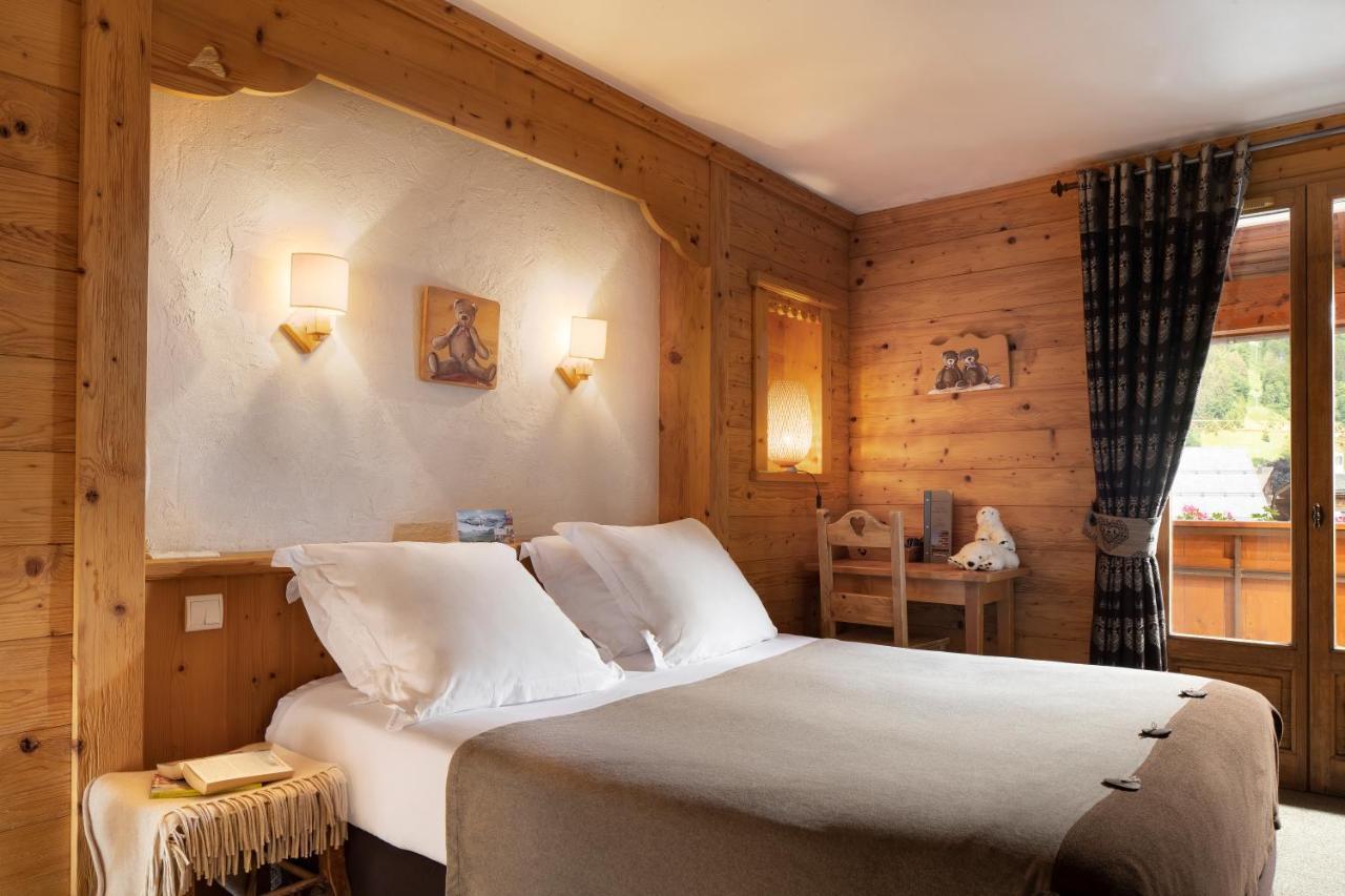 Отель Logis La Croix-Saint-Maurice Ле-Гран-Борнан Экстерьер фото